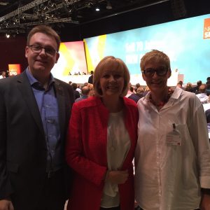 v.l.n.r.: Denis Waldästl, Hannelore Kraft, Bettina Bähr-Losse